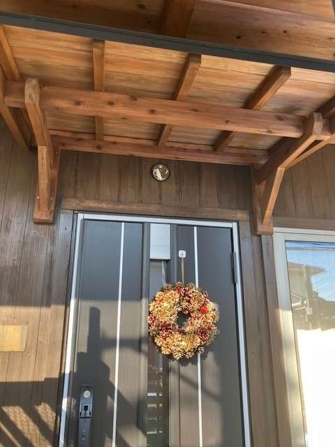 十字柱がアクセントのおうちの工事